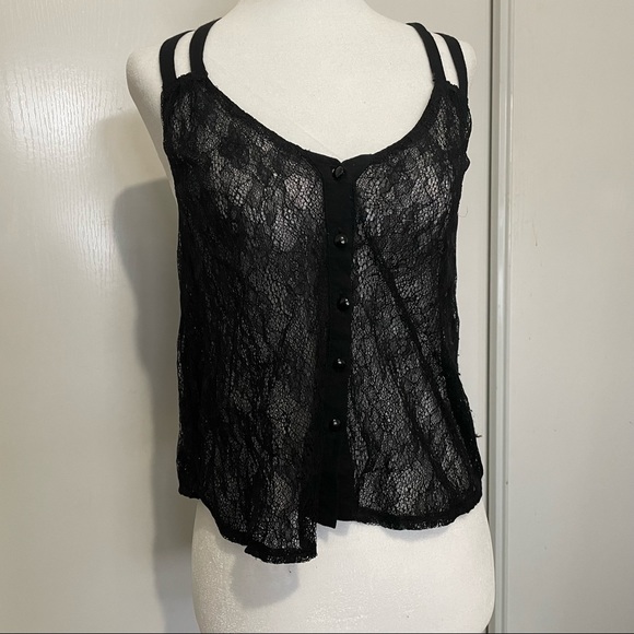 ❤️🔥2/$13❤️🔥 Sheer black lace button-up tank top vest - Picture 9 of 11